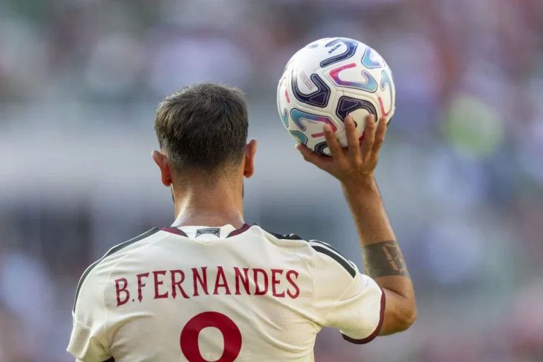 Galatasaray Reportedly Targeting Manchester United Captain Bruno Fernandes in €50 Million Bid
