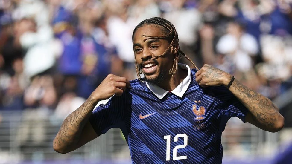 Liverpool Agree £123m Deal for PSG Forward Bradley Barcola