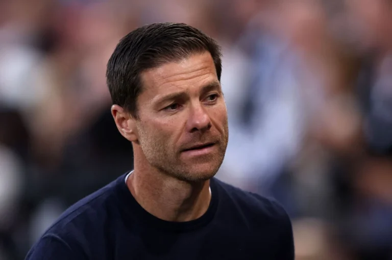 Chelsea Suffer Injury Setback as Xabi Alonso Rules Out Duo for Luton Cup Tie