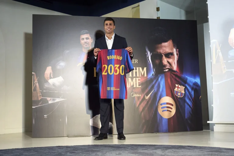Hansi Flick Hails Rodri as Barcelona Finalizes Major Signing from Manchester City