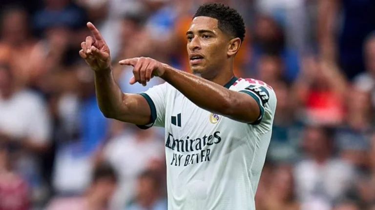 Bruno Fernandes Leads Manchester United to 5-2 Victory Over Ipswich