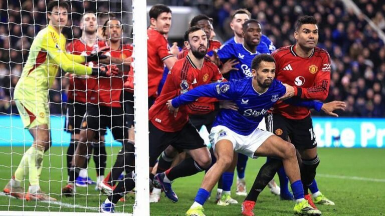 Premier League Referees to Crack Down on Penalty Area Grappling This Season