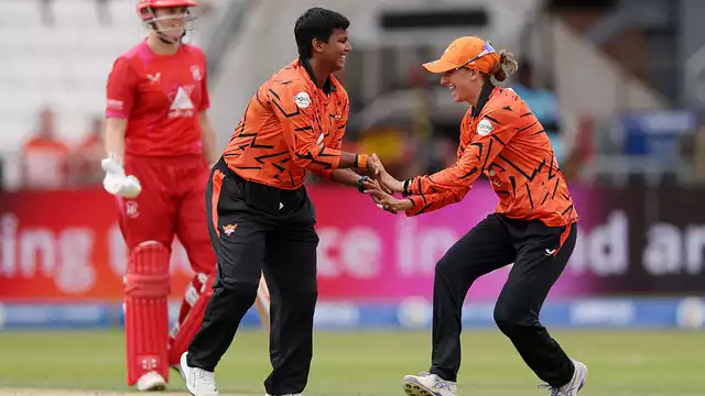 Sunrisers Leeds Keep Eliminator Hopes Alive as London Spirit Defeat Bottom-Placed Phoenix