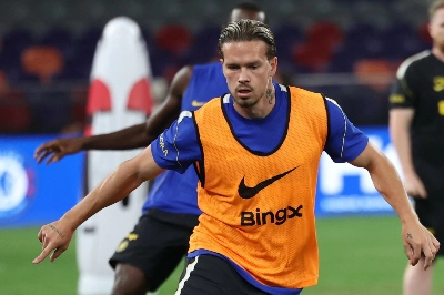 Chelsea Manager Xabi Alonso Undecided on Mykhailo Mudryk’s Future Following Doping Ban Overturn
