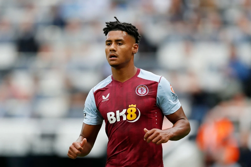 Aston Villa Duo Ollie Watkins and Emiliano Martinez Complete Moves to Saudi and Chelsea