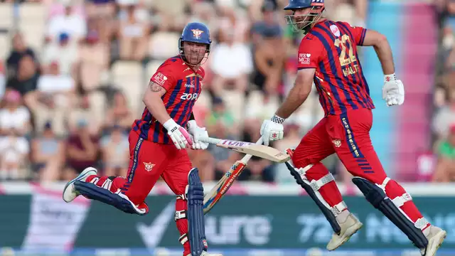 Manchester Super Giants Keep Playoff Hopes Alive With Narrow Win Over Southern Brave