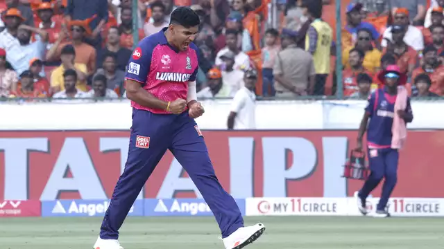 Deshpande and Kamboj Shine as India A Secure 162-Run