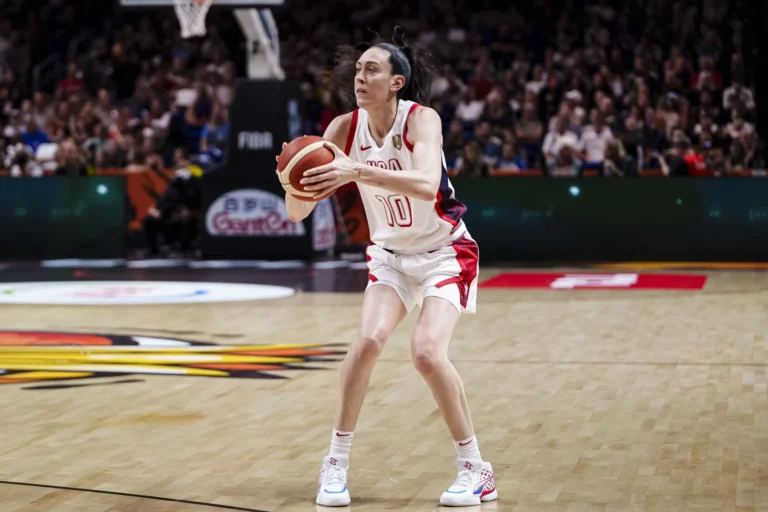 Breanna Stewart Leads Team USA to Dominant Victory Over Czech Republic at World Cup