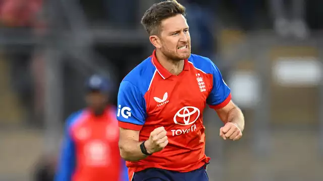 England Clinch Series with Dominant Victory Over Sri Lanka